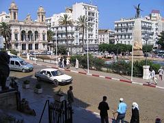 VOYAGE ORAN SEPTEMBRE 2006 11 10 sept. 06 - matin - THEATRE DEPUIS LA MAIRIE